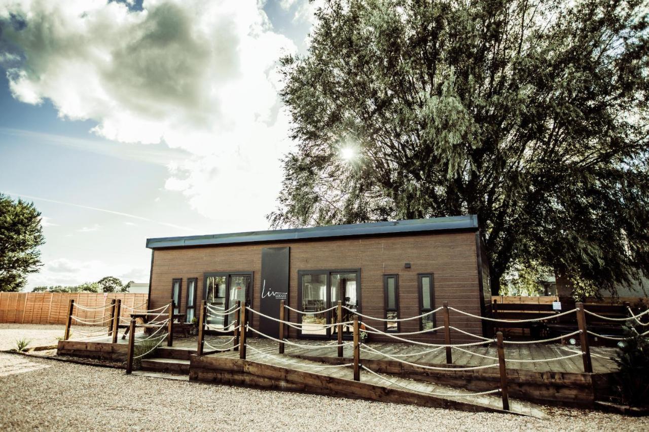Little Eden Country Park, Bridlington With Private Hot Tubs Villa Exterior photo