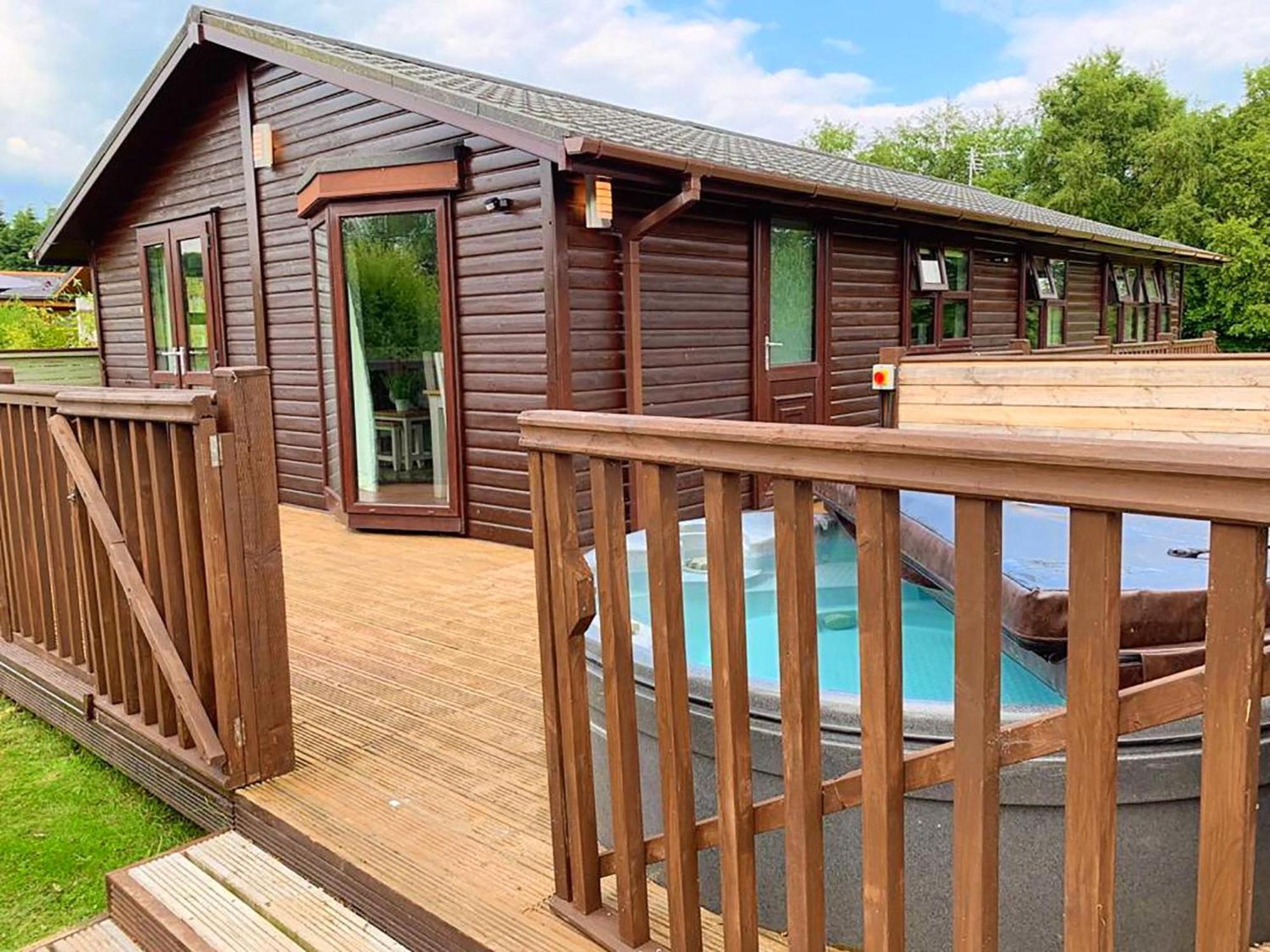 Little Eden Country Park, Bridlington With Private Hot Tubs Villa Room photo
